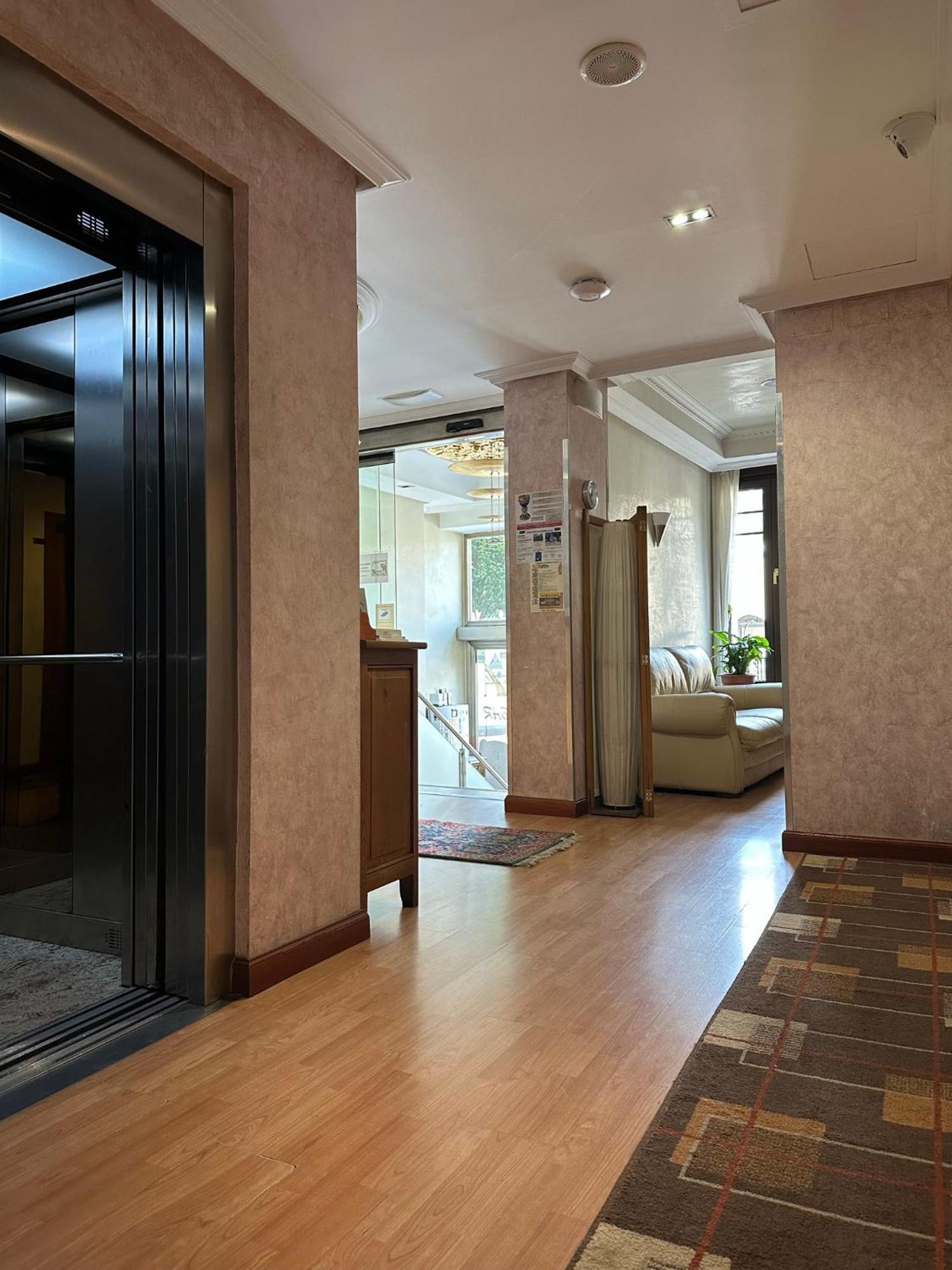 Hostal Restaurante Boccalino 레온 외부 사진
