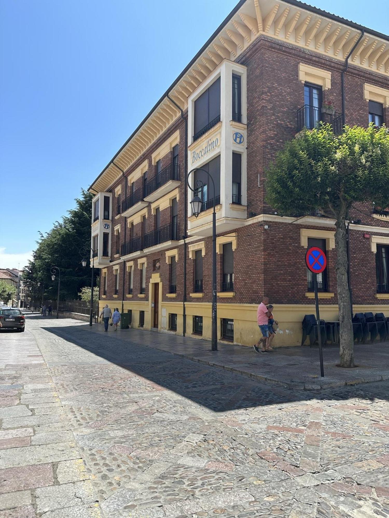 Hostal Restaurante Boccalino 레온 외부 사진